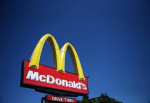 What is the largest fast food hamburger? What is the largest fast food hamburger?