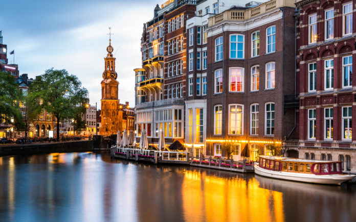 What is the prettiest canal in Amsterdam?