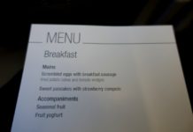 What kind of food is served on Qatar Airways? What kind of food is served on Qatar Airways?