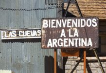 What language do they speak in Gijon? What language do they speak in Gijon?