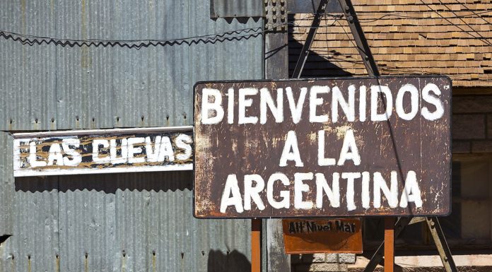 What language do they speak in Gijon? What language do they speak in Gijon?