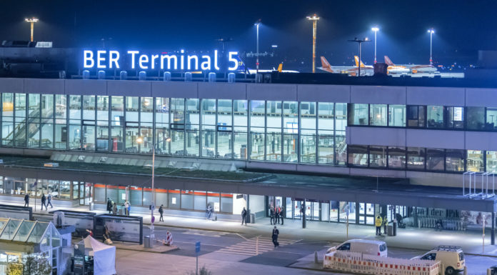 What terminal is RyanAir at Budapest airport? What terminal is RyanAir at Budapest airport?