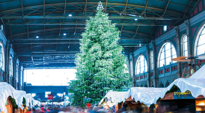 What time do Christmas markets in Paris close? What time do Christmas markets in Paris close?