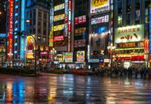What time does Shinjuku station open? What time does Shinjuku station open?