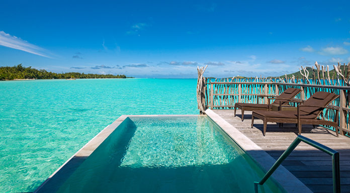 What type of economy does Bora Bora have? What type of economy does Bora Bora have?