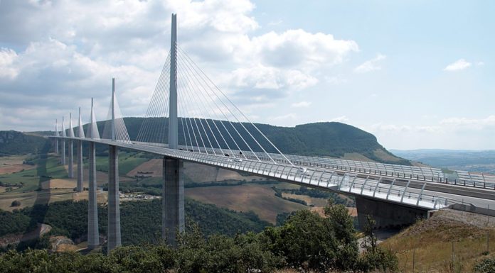 What’s the highest point in France? What's the highest point in France?