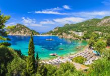 Where do Kardashians stay in Greece? Where do Kardashians stay in Greece?