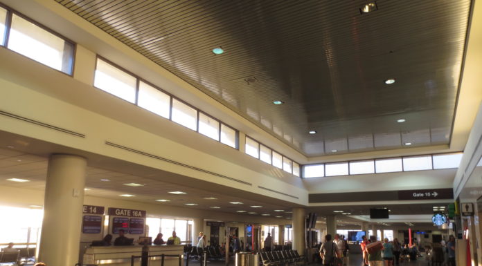 Which airport has the most flights every day in Iran? Which airport has the most flights every day in Iran?