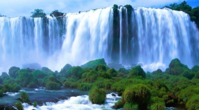 Which country has best view of Iguazu Falls? Which country has best view of Iguazu Falls?