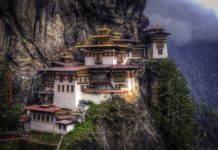 Which country has most hotels? Which country has most hotels?