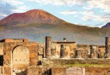 Which is better Naples or Pompeii? Which is better Naples or Pompeii?