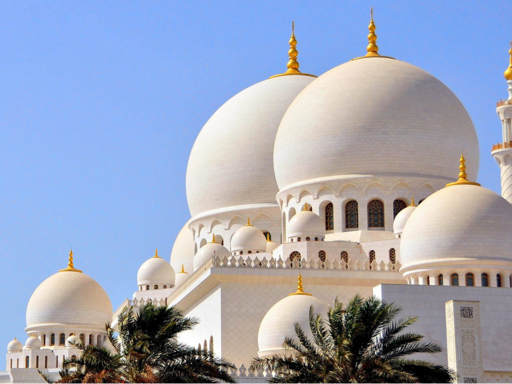 Who built Damascus mosque? Portail des chambres et