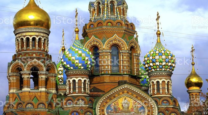 Who built the Church of the Savior on Spilled Blood? Who built the Church of the Savior on Spilled Blood?