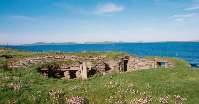 Who discovered the Knap of Howar?