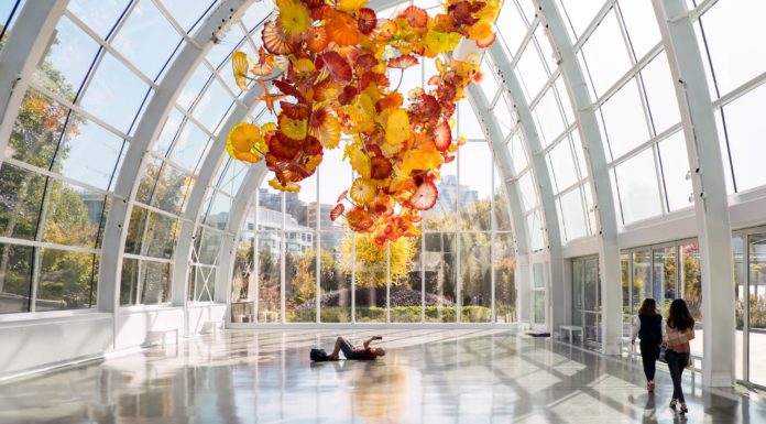 Who owns Chihuly Garden and Glass? Who owns Chihuly Garden and Glass?