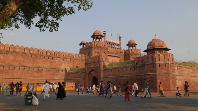 Who owns Red Fort in Delhi?