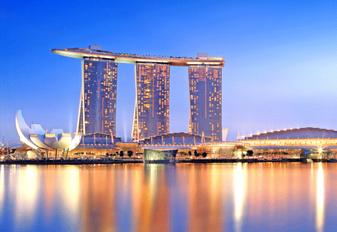 Why Marina Bay is famous?