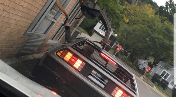 Why does Mcdonalds drive-thru have 3 windows? Why does Mcdonalds drive-thru have 3 windows?