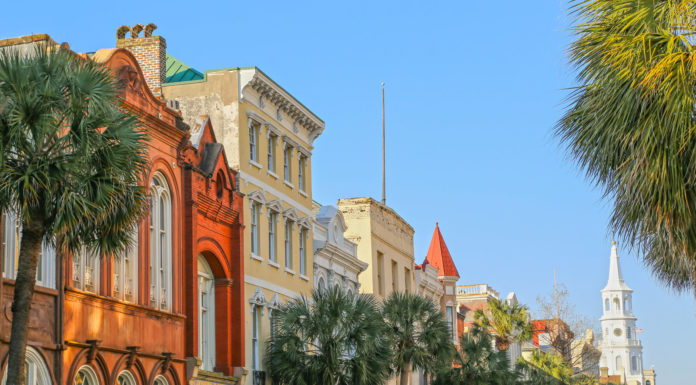 Why is Charleston SC so popular? Why is Charleston SC so popular?