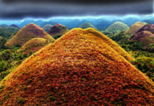Why is Chocolate Hills famous? Why is Chocolate Hills famous?