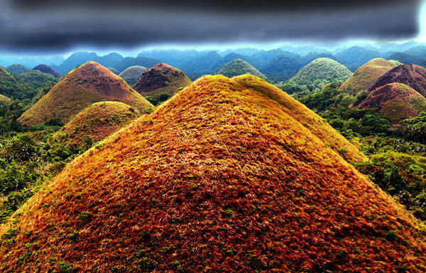Why is Chocolate Hills famous? Why is Chocolate Hills famous?