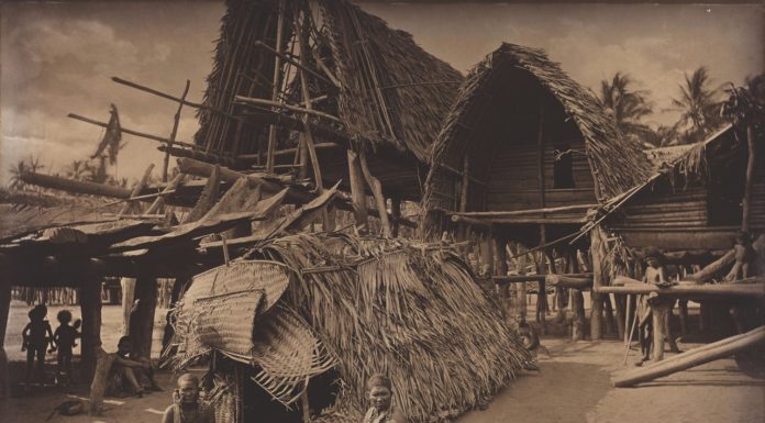 Why is Papua New Guinea so poor? Why is Papua New Guinea so poor?