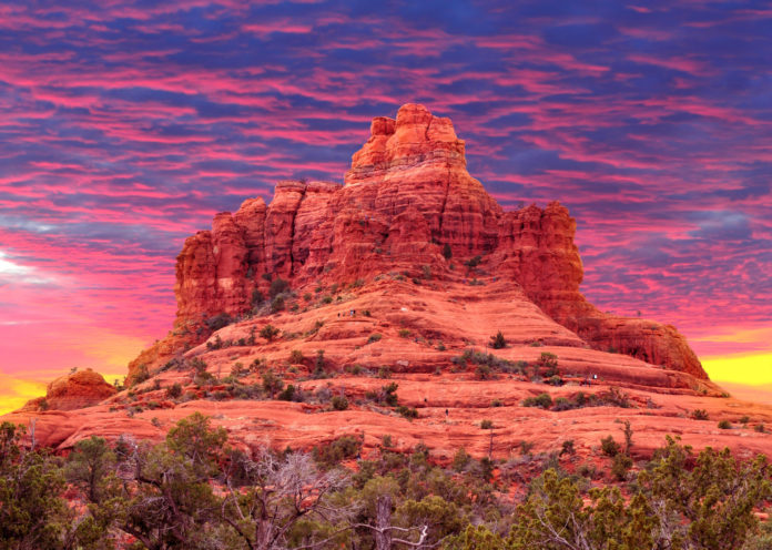 Why is there red rock in Arizona?
