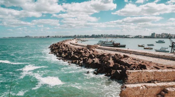 Why should I visit the Seine River? Why should I visit the Seine River?