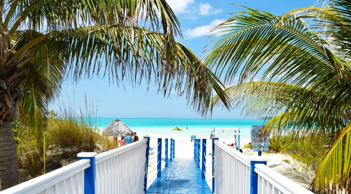 Quelle Île Des Canaries Est La Plus Chaude En Février?