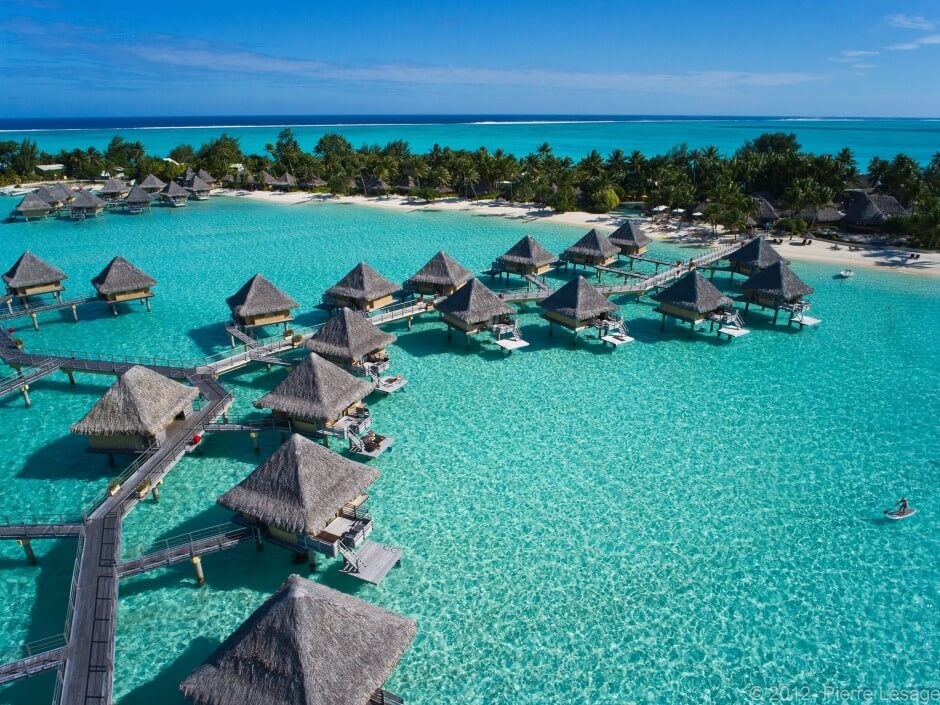 Les eaux les plus claires et les plus bleues sur Terre, îles et plages paradiaques