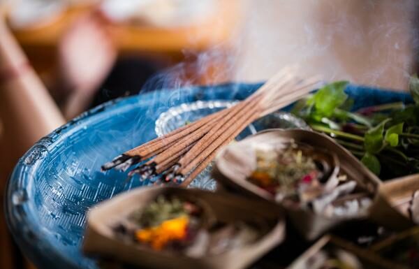 Quelle Langue Parle T On A Bali?